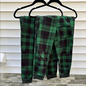 Old Navy Green and Black Plaid Sweatpants Cozy Loungewear